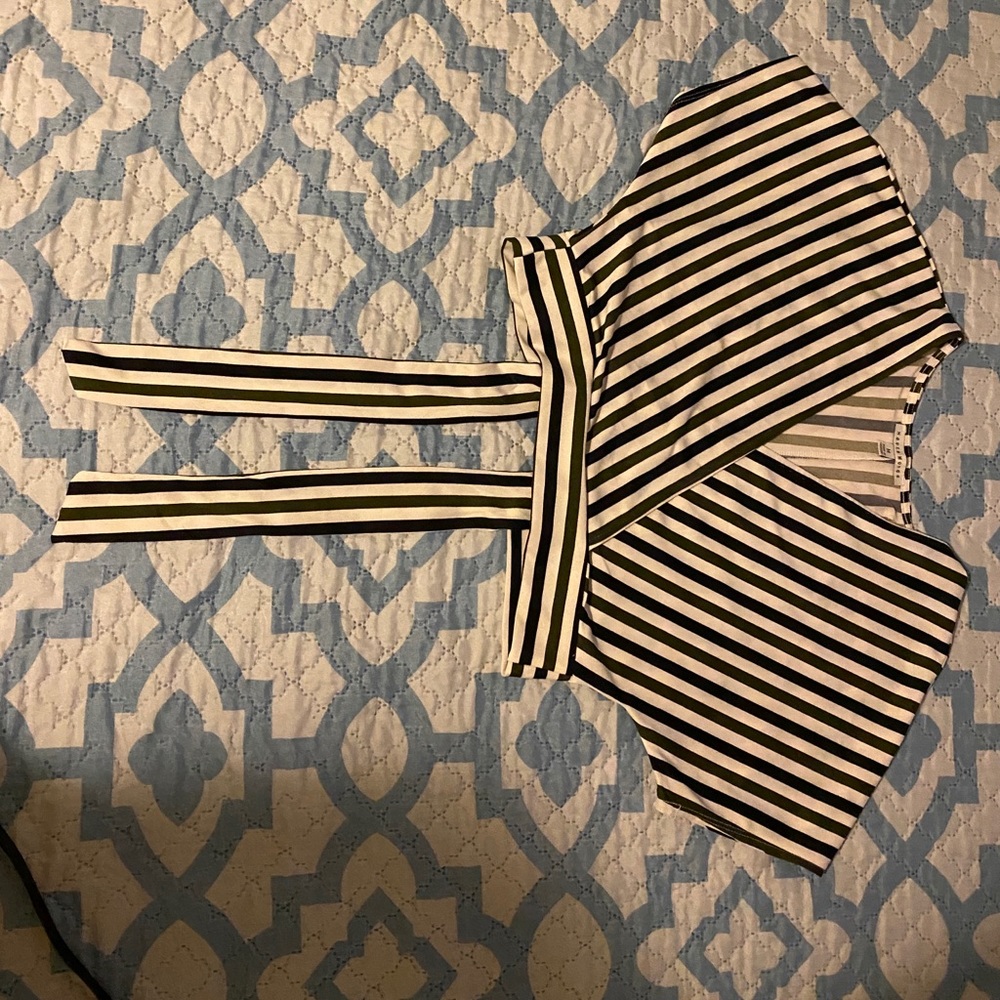 Cropped shirt